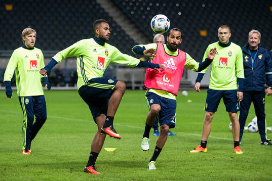 Isaac Kiese Thelin och Erkan Zengin
