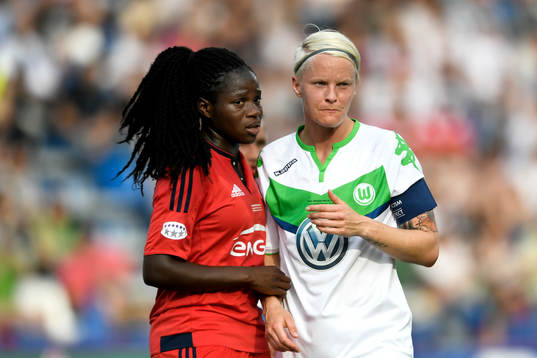 Lyons Griedge M'Bock Bathy och Wolfsburgs Nilla Fischer