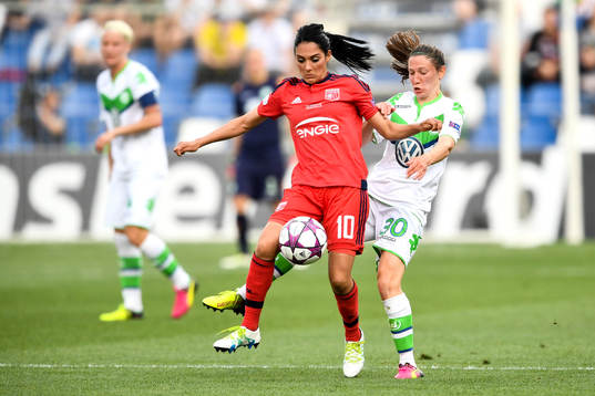 Lyons Louisa Necib och Wolfsburgs Élise Bussaglia
