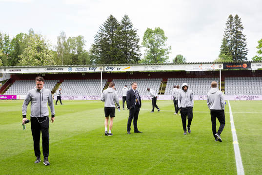 Sundsvalls spelare känner på planen