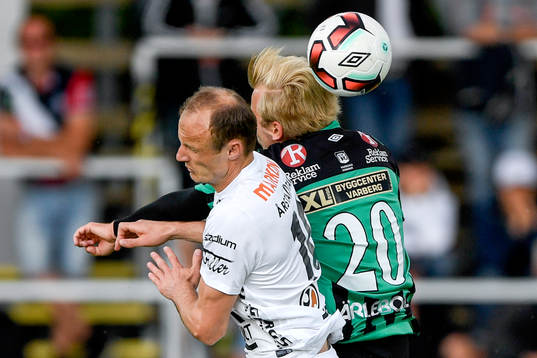 Sirius Dragan Kapcevic och Varbergs Sebastian Crona