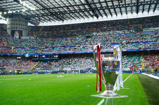 Vinnarpokalen på San Siro