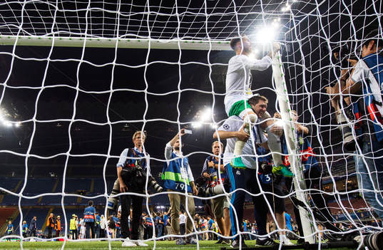 Real Madrids Sergio Ramos klipper sönder målnätet