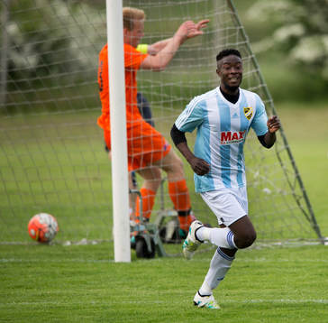 IFK Hässleholms Kojo Annor gör 2-3 i matchen i division 2
