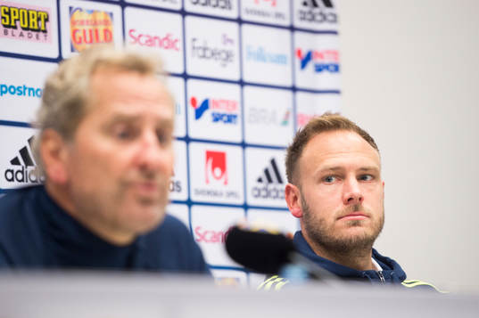 Andreas Granqvist och förbundskapten Erik Hamrén