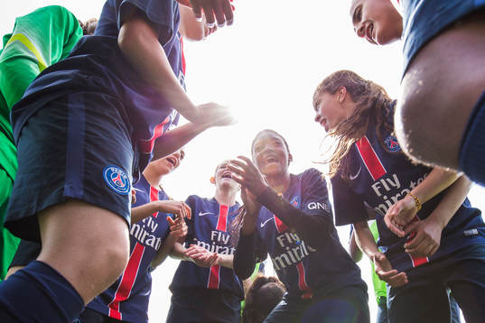 Paris Saint-Germain spelare jublar
