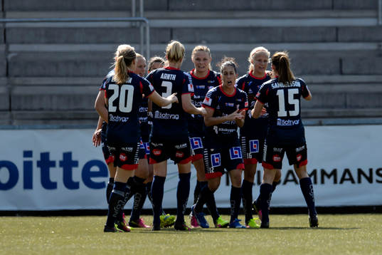 Linköpings spelare jublar