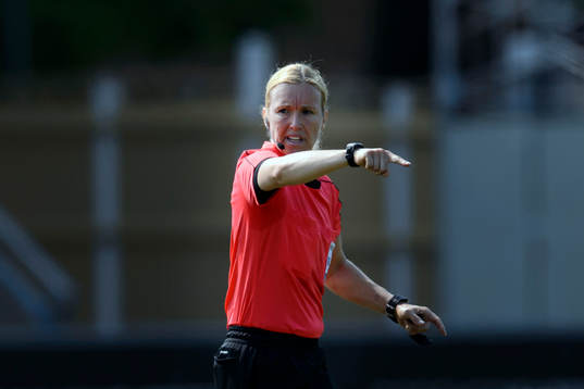 Domare Sara Persson