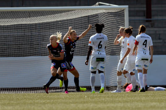 Linköpings Pernille Mosegaard Harder och Fridolina Rolfö