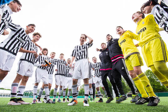 Juventus spelare jublar