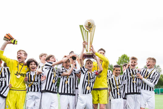 Juventus spelare jublar