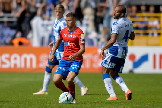 Helsingborgs Jordan Larsson och IFK Göteborgs Haitam