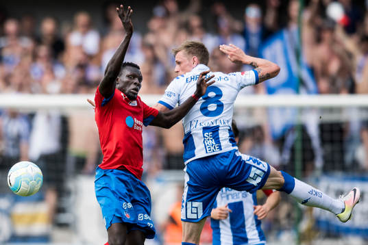 Helsingborgs Lalawélé Atakora och IFK Göteborgs Sören