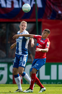 IFK Göteborgs Hjörtur Hermannsson och Helsingborgs Jordan