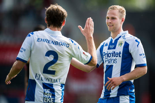 IFK Göteborgs Emil Salomonsson och Gustav Engvall jublar