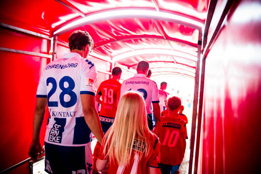 IFK Göteborgs Thomas Rogne gör entré