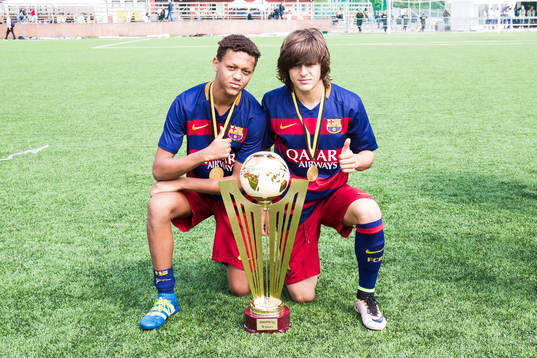 Barcelonas Anwar Mediero (vänster) och Pablo Moreno
