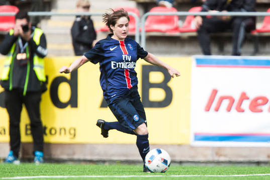 Paris Saint-Germains Ema Paljevic i aktion