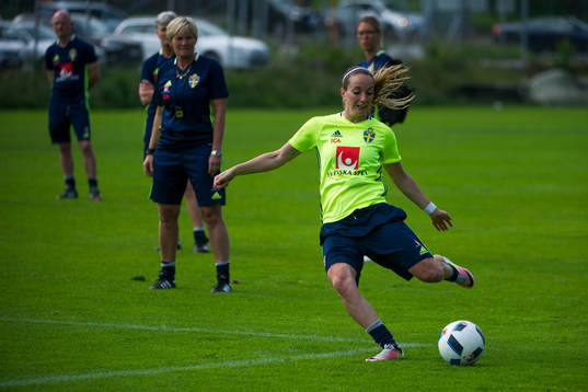 Kosovare Asllani