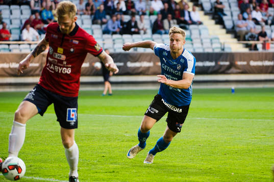 Örgrytes Fredrik Björck och Halmstads Alexander Ruud
