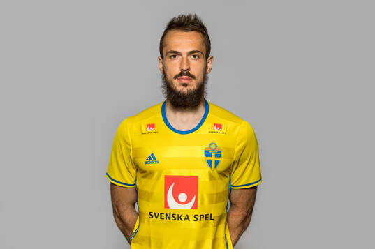 Emir Kujovic, spelare i Sveriges fotbollslandslag
