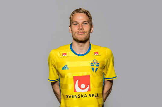 Oscar Lewicki, spelare i Sveriges fotbollslandslag