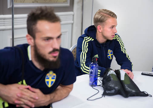 Svenska fotbollslandslagets Emir Kujovic och Patrik