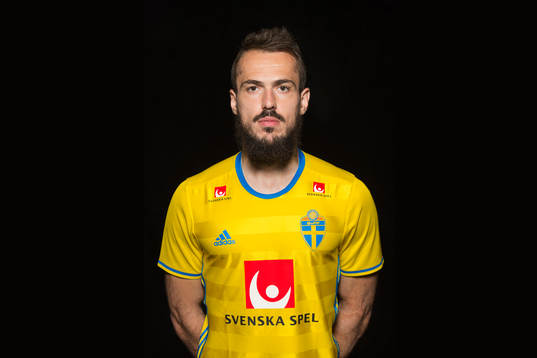 Emir Kujovic, spelare i Sveriges fotbollslandslag