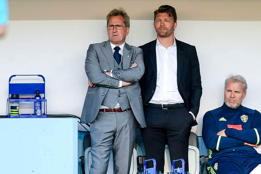 Sveriges förbundskapten Erik Hamrén och players manager