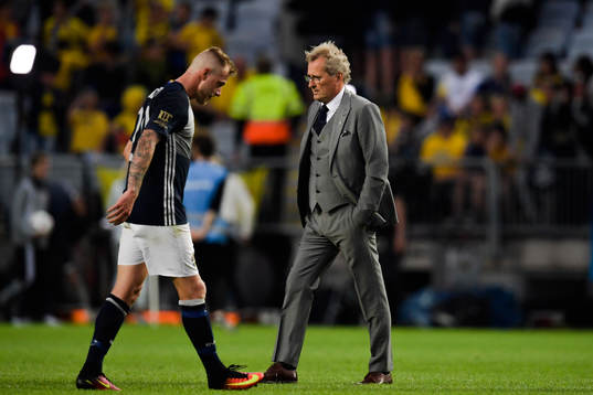 Sveriges förbundskapten Erik Hamrén och John Guidetti