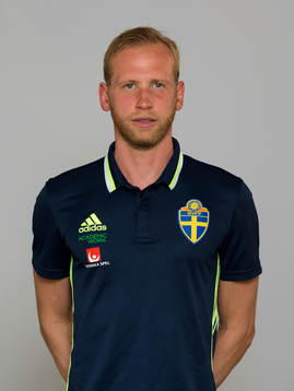 Niklas Wallenholm, naprapat i Sveriges U21 fotbollslandslag