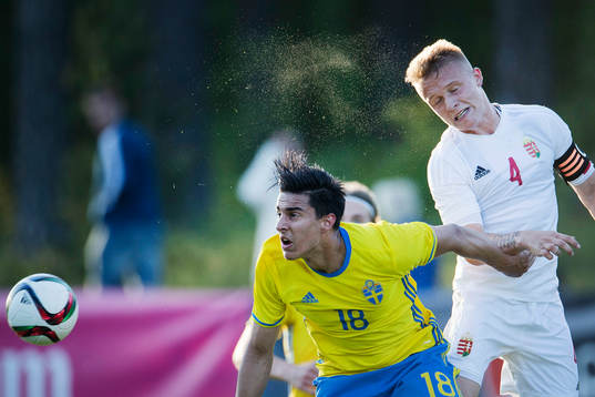 Sveriges Isak Redzic och Ungerns Szalai András
