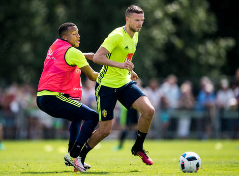 Martin Olsson och Marcus Berg