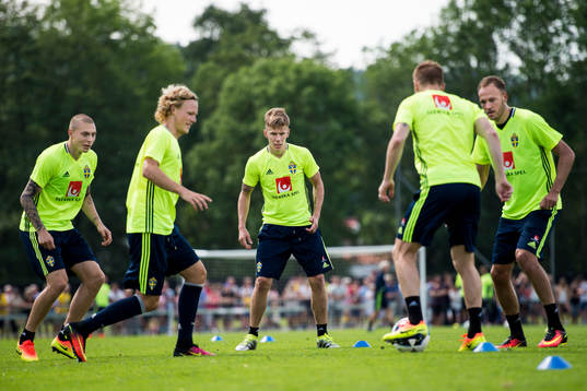 Victor Nilsson Lindelöf, Oscar Hiljemark, Pontus Wernbloom