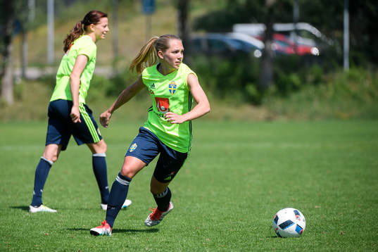 Lotta Schelin och Elin Rubensson