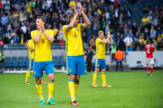 Sveriges Kim Källström, Andreas Granqvist och Sebastian