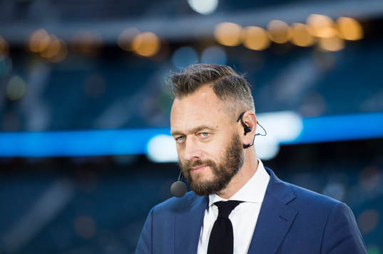 s Olof Lundh i TV4:s studio