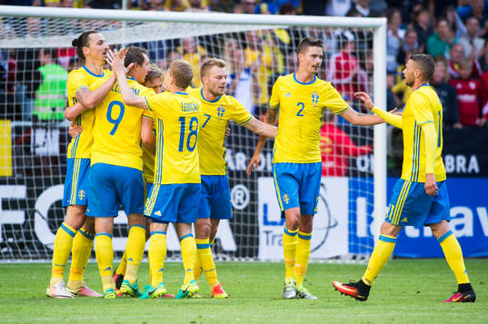 Sveriges Zlatan Ibrahimovic, Emil Forsberg, Kim