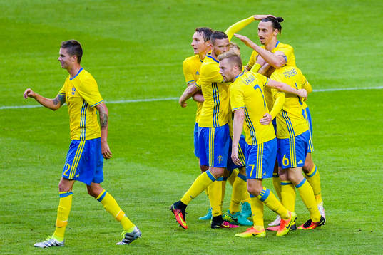Sveriges Mikael Lustig, Kim Källström , Zlatan