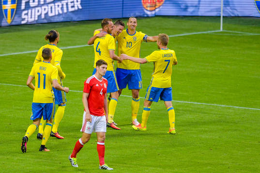 Sveriges Andreas Granqvist , Mikael Lustig , Zlatan