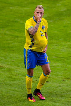 Sveriges John Guidetti jublar