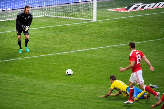 Sveriges målvakt Andreas Isaksson