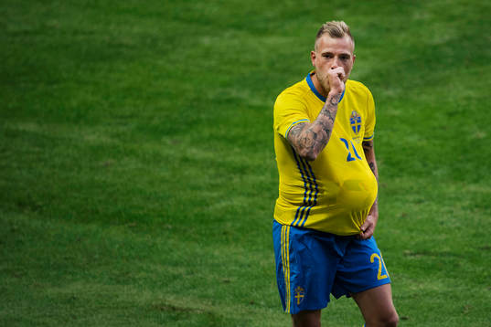 Sveriges John Guidetti jublar