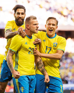 Sveriges Jimmy Durmaz, John Guidetti och Ludwig