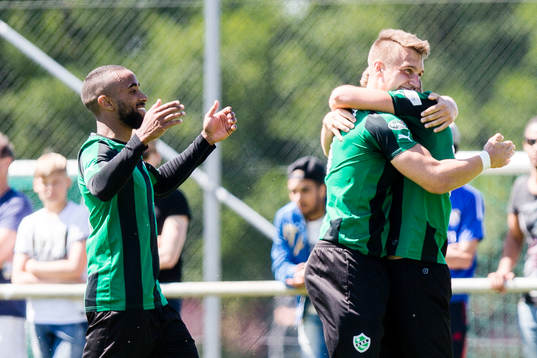 Högaborgs spelare jublar