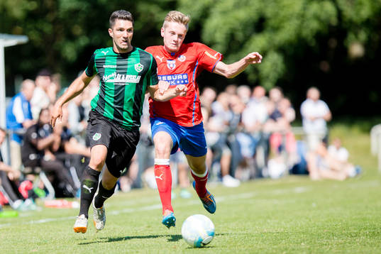 Högaborgs Robert Mirosavic i duell