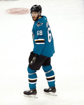 San Jose Sharks right wing Melker Karlsson (68)