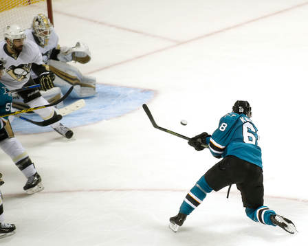 San Jose Sharks right wing Melker Karlsson (68) scores a