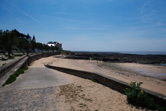 En strand utanför Sveriges hotell, Relais Thalasso -