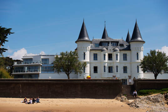 Sveriges hotell, Relais Thalasso - Chateau Des Tourelles